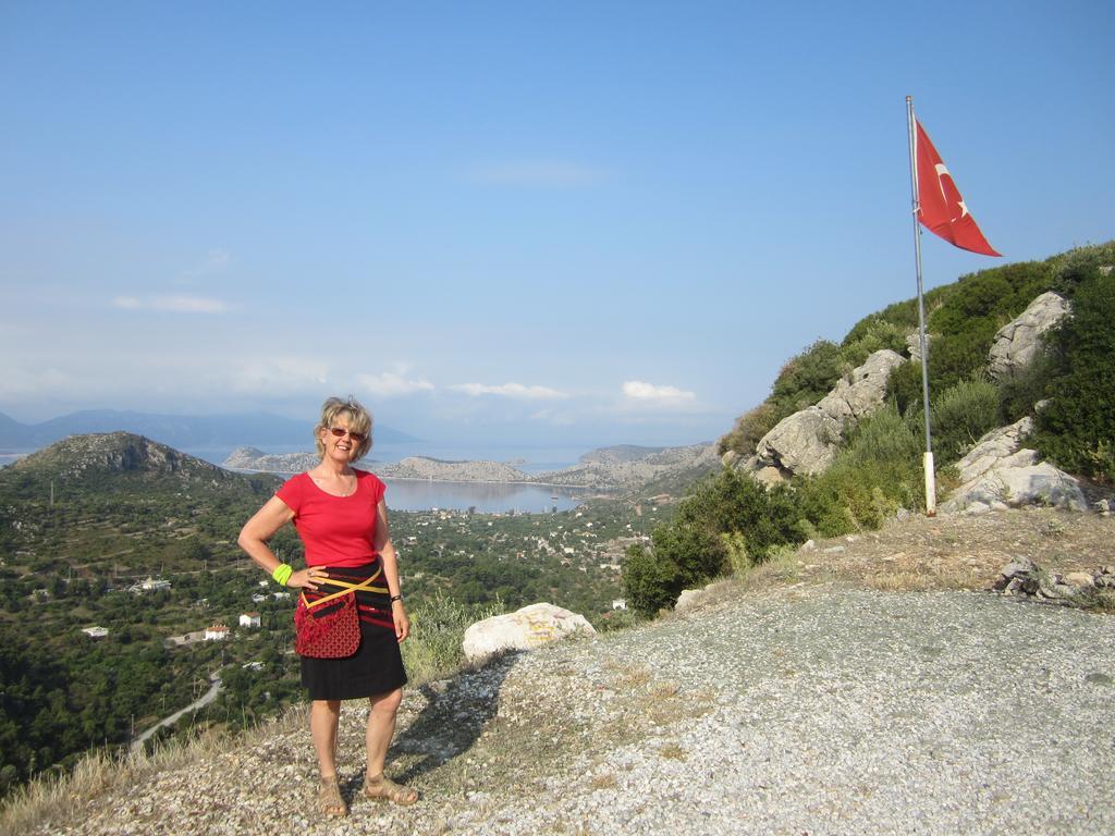 Saranda Pension Sogut  Exteriér fotografie